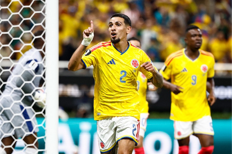 Colombia không quá vượt trội so với Ghana